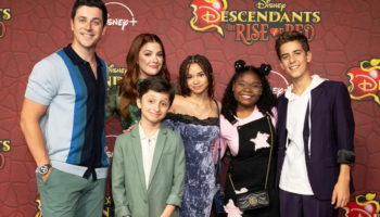 Актеры свежего диснеевского сериала Wizards Beyond Waverly Place